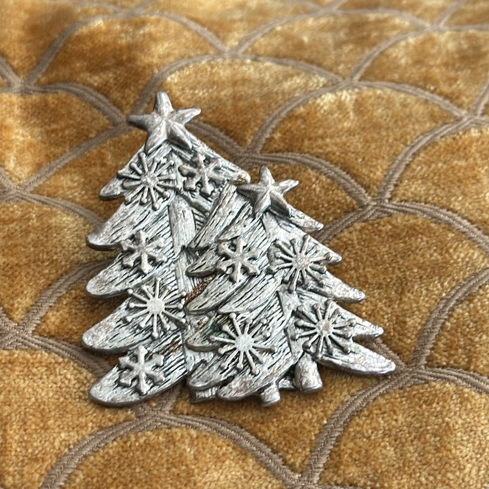 Vintage Signed MJ Silver Tone Christmas Trees Pendant Brooch Pin C Clasp 0665 P